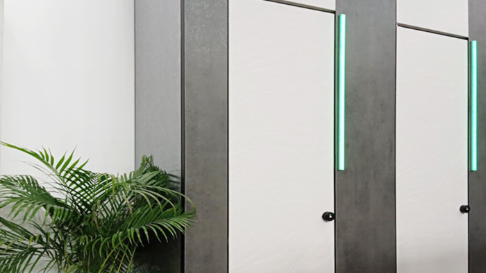 采用抗倍特板用于學校衛(wèi)生間隔斷板的特性!