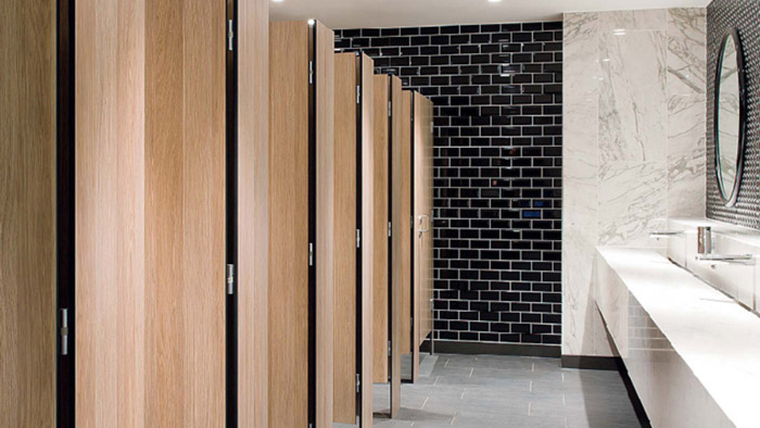 不同材料的公共衛生間隔斷有哪些不同的優點?
