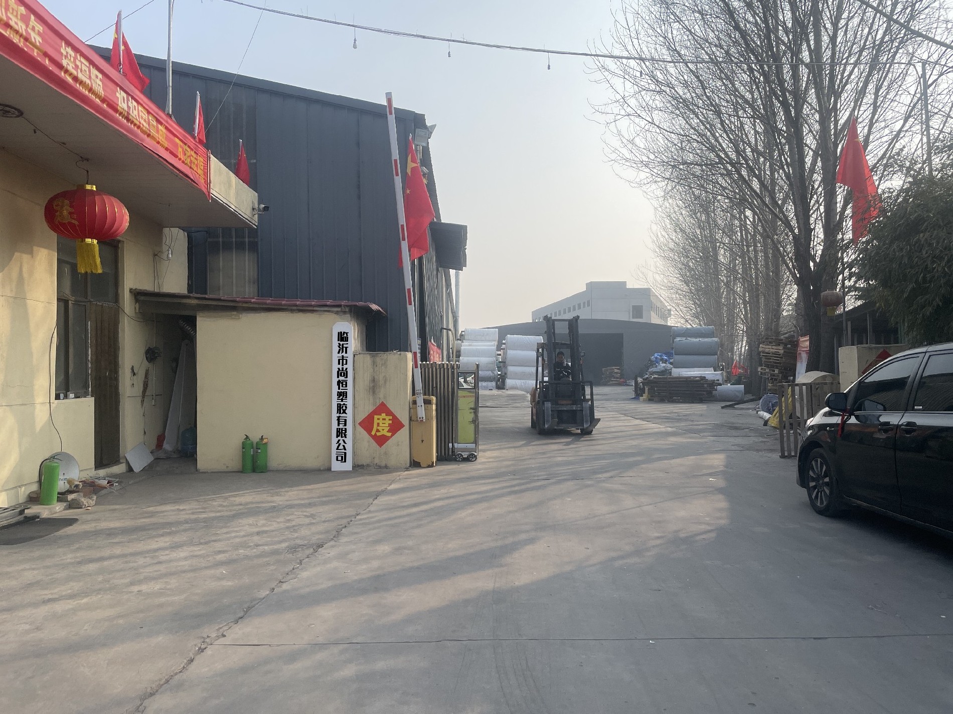 篷布專(zhuān)家——臨沂市尚恒塑膠有限公司，為您提供高品質(zhì)篷布解決方案